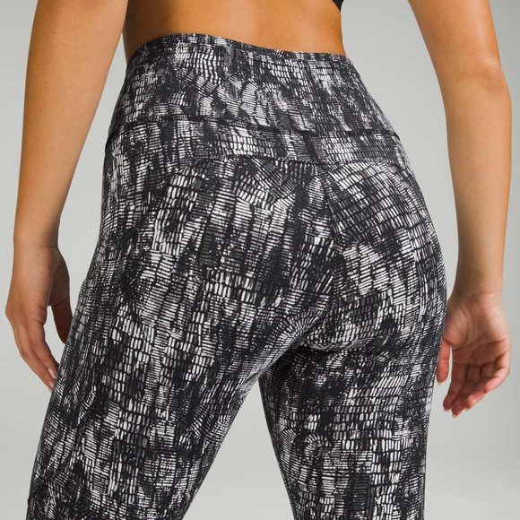 Lululemon Fast and Free High-Rise Tight 25" Lino Slide Alpine White Black - Picture 4 of 9